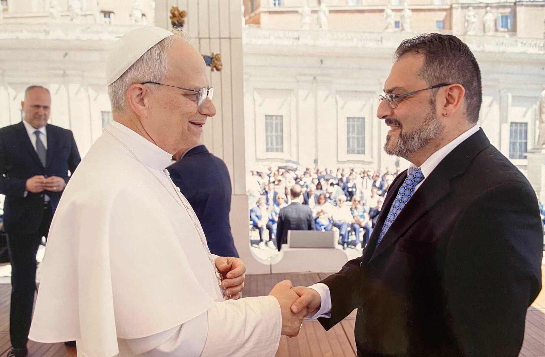 Mario Galgano mit Papst Leo XIV.